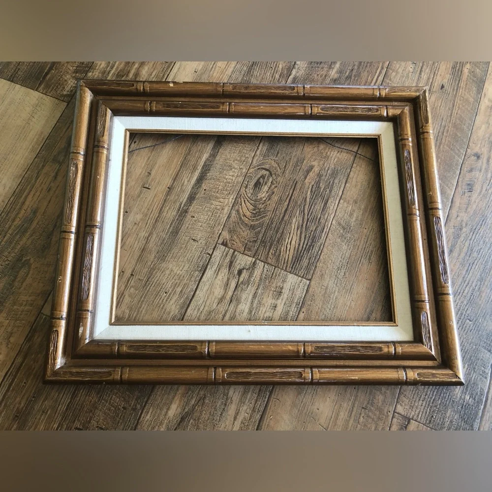 Vintage Bamboo Style Frame Holds a 12x16” Art Or Photo, Linen Cream Lining MCM